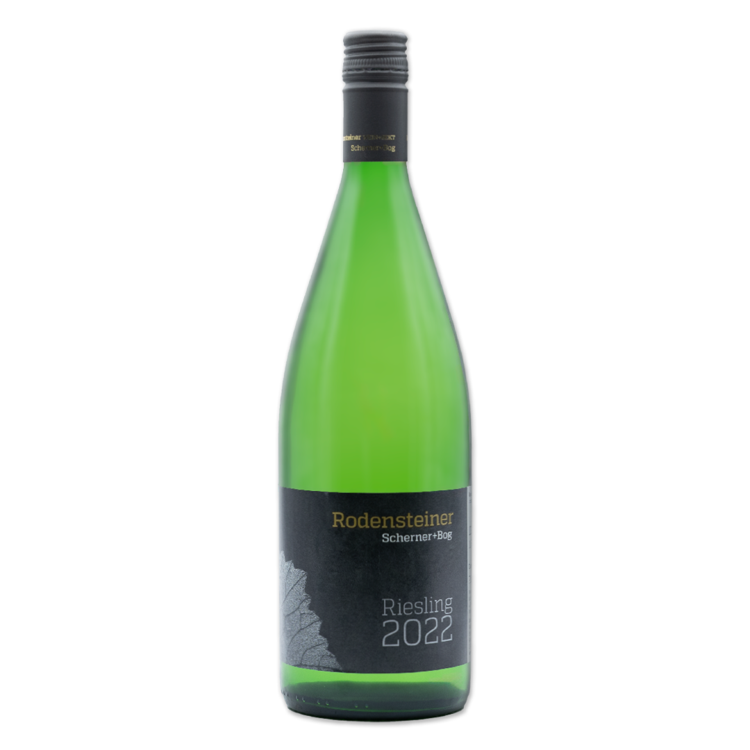 Flasche mit 2022 Riesling, trocken, 1000 ml